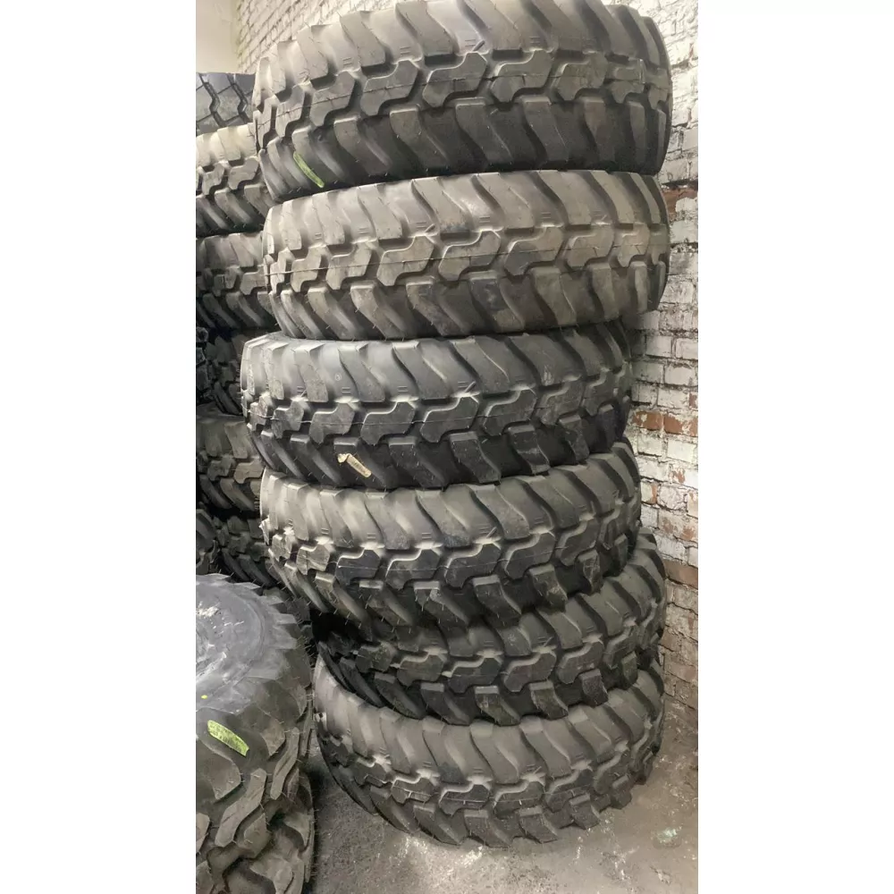 Спецшина 405/70/24 Dunlop sp t9  в Арамиле